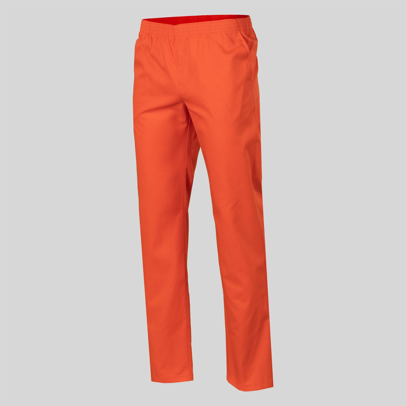 Pantalón elasticado en la cintura. Sarga